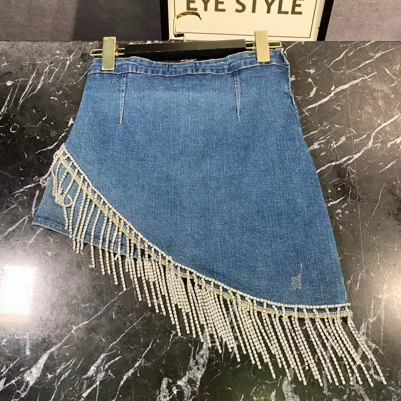 DEAT 2021 New Spring Summer Fashion Angled Hem Rhinestone Chain Tassel Pack Hip Asymmetrical Denim Skirt Women SB053 | Женская одежда