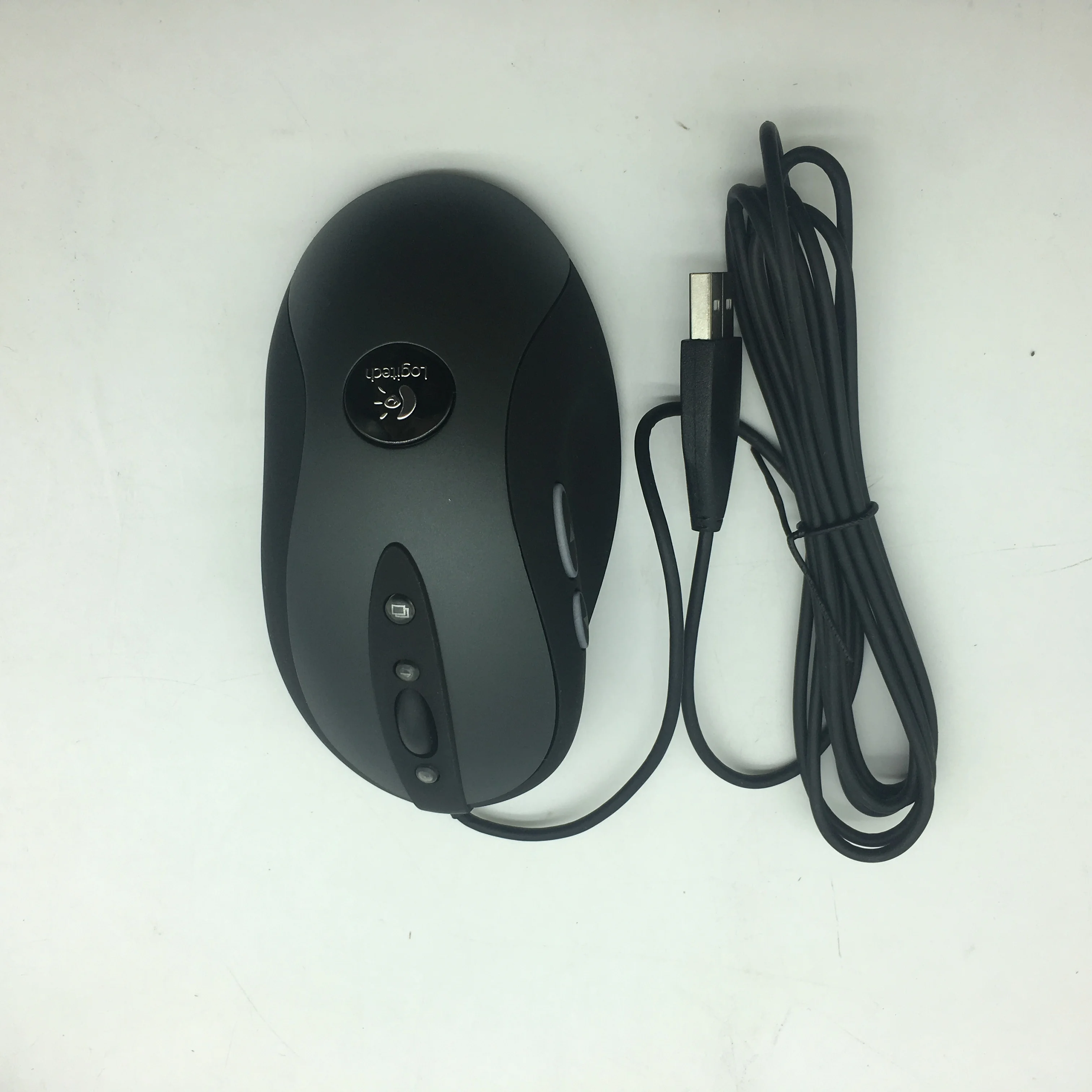 

New Genuine Logitech G400 Optical Gaming mouse wired professional player brand gaming mouse without retailed box