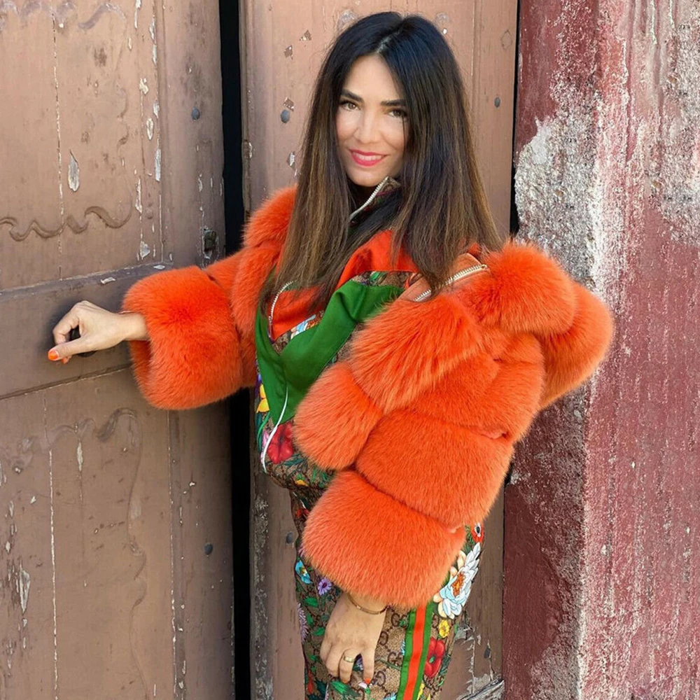 Fashion Pink Short Natural Fox Fur Jacket with Hood Winter New Women Whole Skin Genuine Fox Fur Coats Female Trendy Fur Overcoat