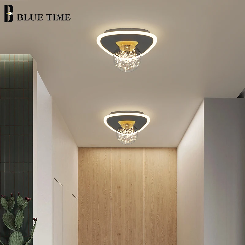 Рисунок 4 - Современный простой потолочный