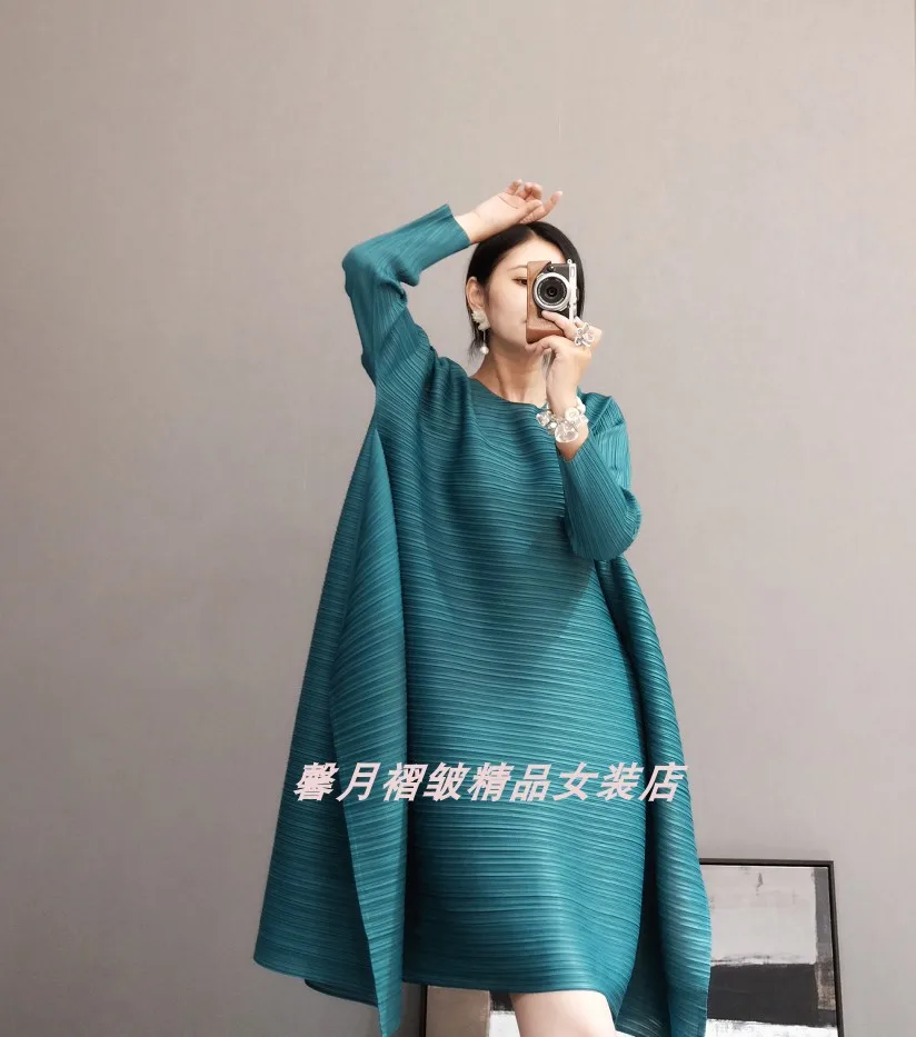 Лидер продаж Miyake модные однотонные складные с круглым воротником Длинные рукава большие трапециевидные платья