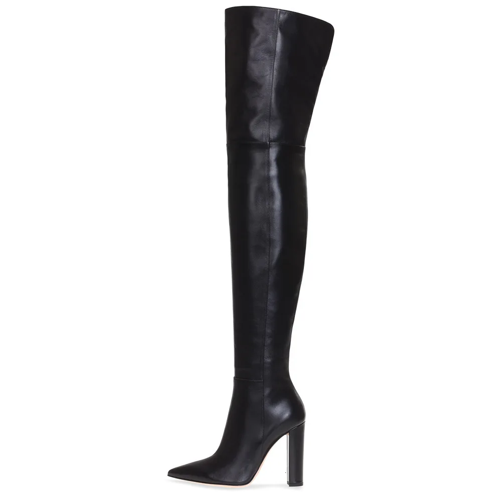 

Black Sharp High With Overknee Boots High With Color Boots