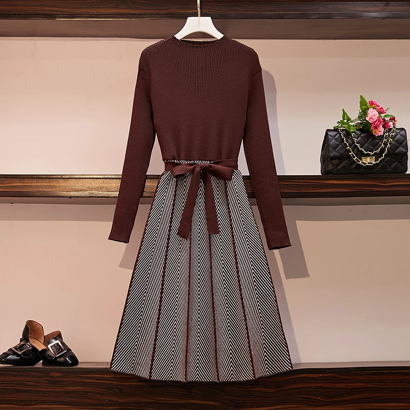Вязаное платье размера плюс, осень и зима, новое платье-свитер с длинными рукавами и круглым вырезом, лоскутное плиссированное платье с бантом