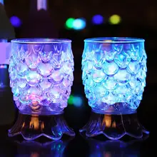 Светодиодный светильник с эффектом изменения цвета, активированный водой пивной стакан для напитков