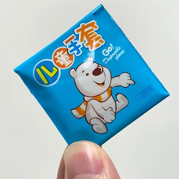 

400pcs Kid Disposable Gloves Multipurpose Transparent Hand Protection Gloves Food Party Activities Use For Children