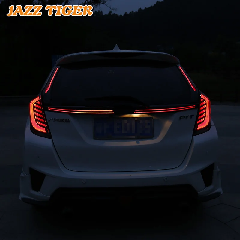 Задняя противотуманная фара+ тормозной светильник+ задний светильник+ сигнальный светильник поворота Автомобильный светодиодный задний светильник для Honda Fit Jazz GK5