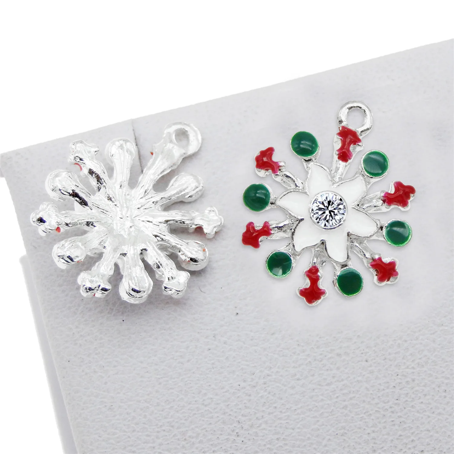 12pcs NEW Christmas Gift Snowflake Charms Woman Necklace Pendant 20*16*4mm Alloy Jewelry Findings Making Cute Baby Gifts 38901 | Украшения