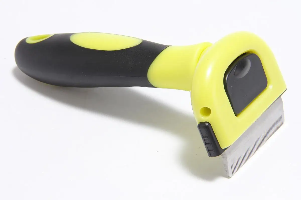 Pet hair removal comb (76). jpg