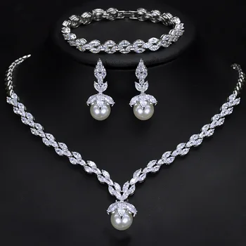 

3 Pcs Leaf Shape New Fashion Pearl Necklace Cubic Zirconia Earring Bracelet Sets Famous Brand Jewelry Womens Dress Accessories