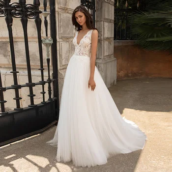 

Eightale Simple Wedding Dresses Boho V-Neck Appliques Lace Princess Beach Wedding Gowns Custom Made Tulle Bride Dress 2020