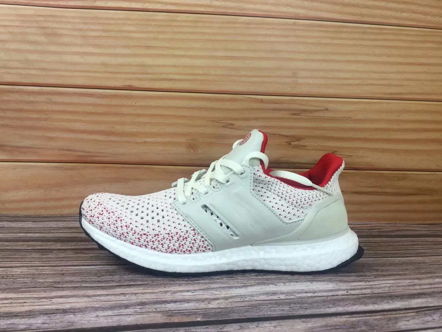 

Designer Game of Thrones mens Running shoes White Burgundy sports trainers men women sneakers size 35-45