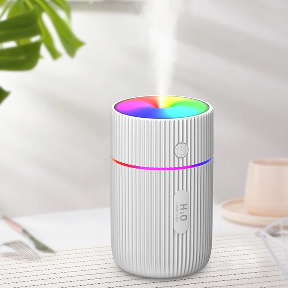 Mini Car Air Humidifier Portable Air Freshener with LED Night Light 2 Modes USB Oil Diffuser for Home Car Interior Accessories