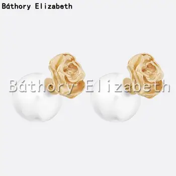 

Bathory Elizabeth 2020 New is ladies elegant classic gold metal rose with white resinous pearl earrings серги 2020 тренды