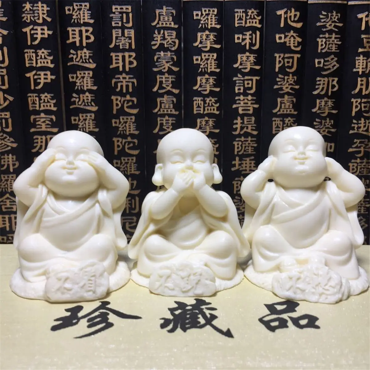 

3pcs Small Buddha Statue Monk Figurine Tathagata India Yoga Mandala Tea Pet Accessories Ceramic Crafts Ornament