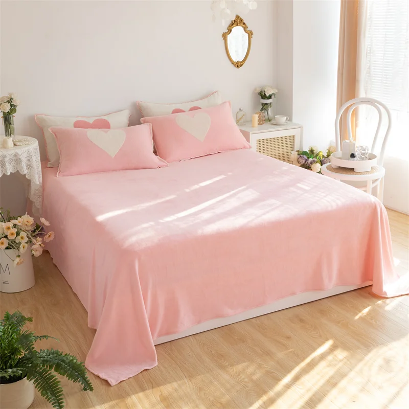 Quilt Duvet Cover Bed Linen Fitted Sheet Pillowcases 4Pcs Thick Velvet Fleece Love Towel Embroidery Princess Bedding Set 17 H61437d3e7e254eca97e8ca1c7486d90a8
