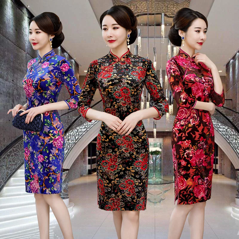

2019 Autumn Retro National Wind New Style Velvet Stand Collar Cheongsam Mid-length Slim Fit Middle-aged Women Dress Large Size D