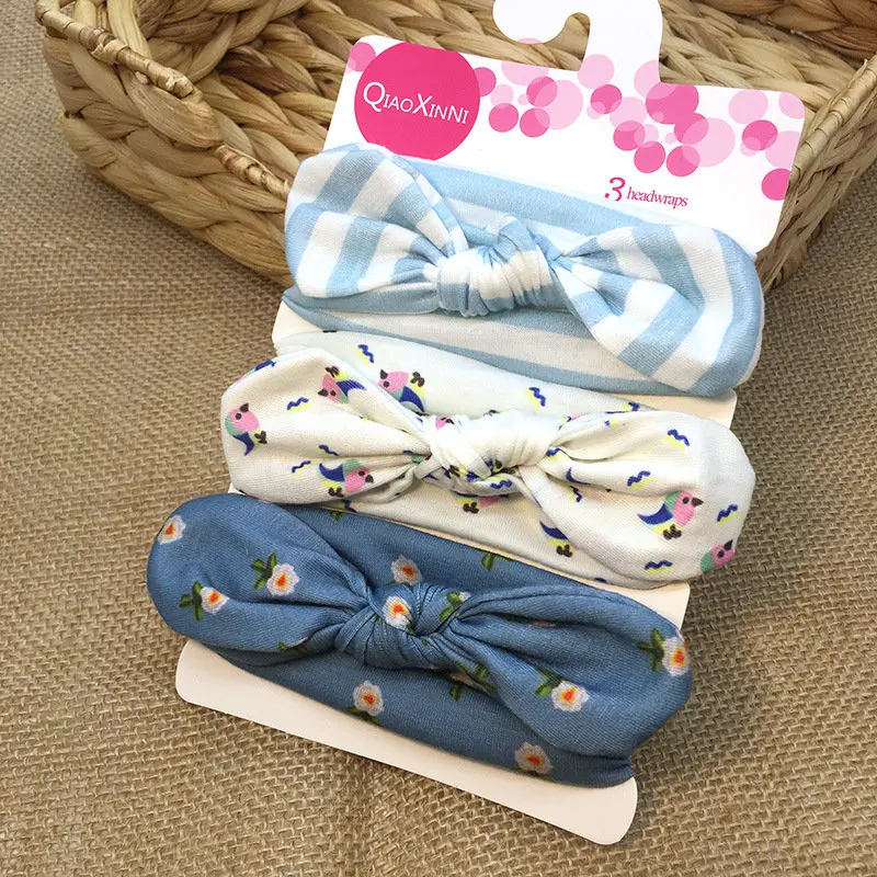 11208640737_1610610375