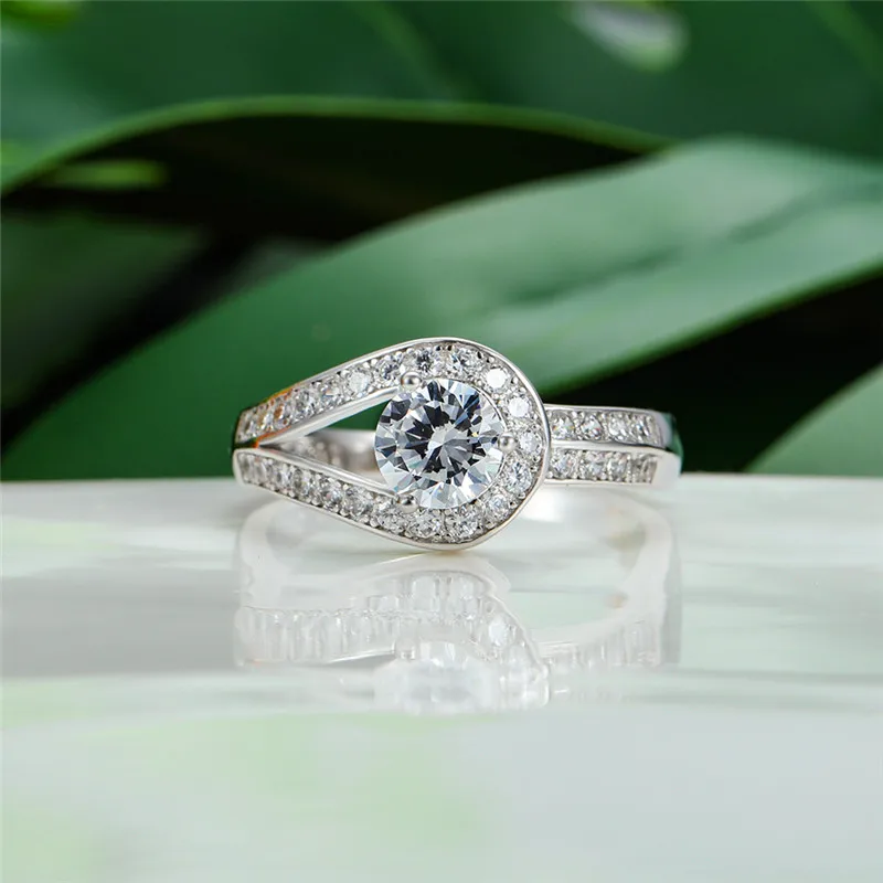 

Simple Ladies Natural Diamond Princess Ring Elegant 925 Sterling Silver Crystal Ring Fashion Promise Wedding Rings For Women