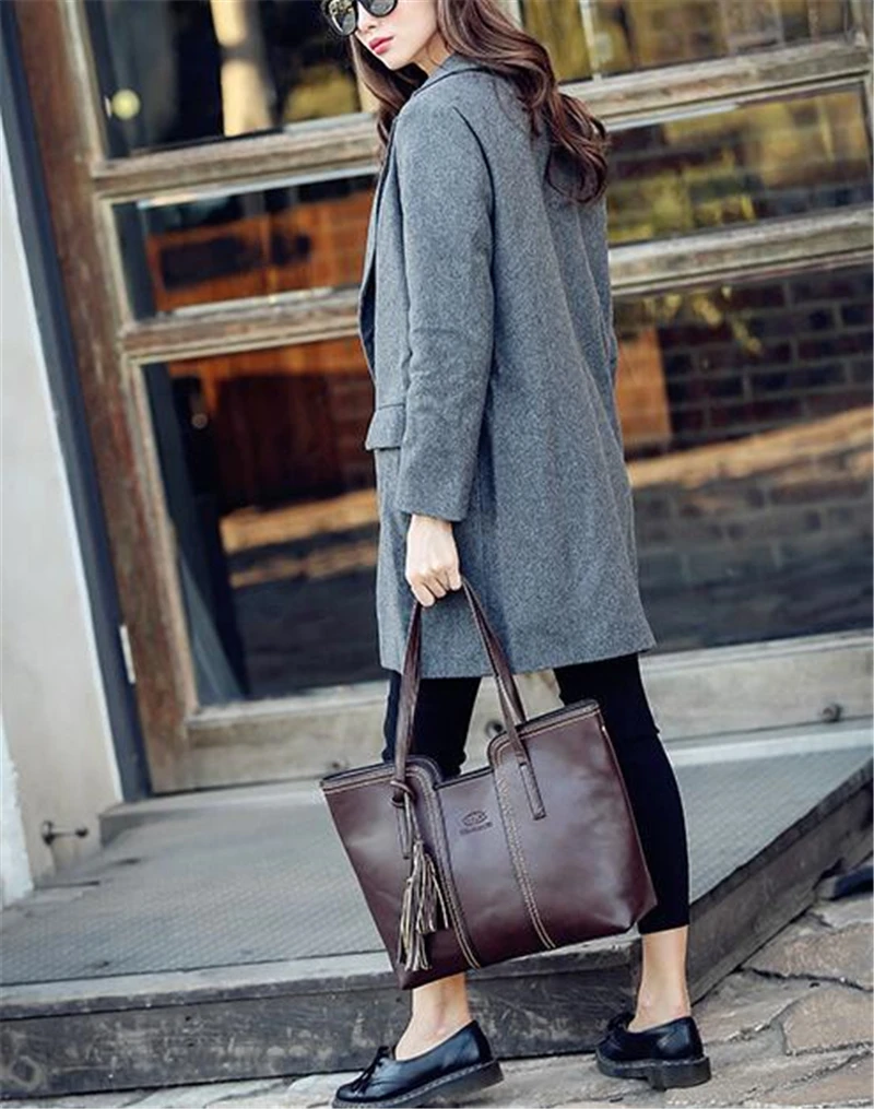 Yogodlns брендовая дизайнерская большая сумка из искусственной кожи большой емкости Ретро кисточкой сумки на плечо для женщин шоппинг бахромой сумка