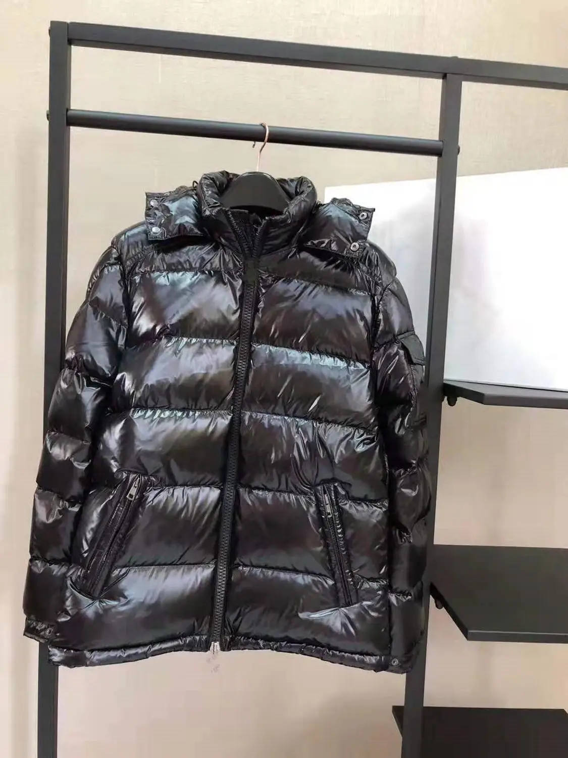 

New Fashion Winter Down Jacket Warmer and Super High Quality MENS998