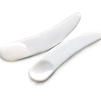 

Mini White Well Cosmetic Spatula Scoop Disposable Cosmetic Mask Spatula Plastic Spoon Makeup Maquillage Tools