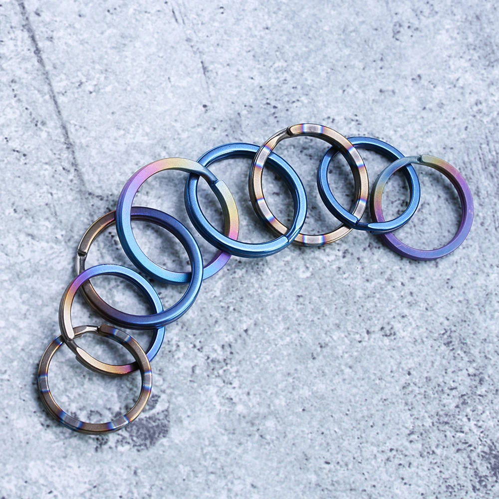 Description Picture 5 of item1/2 Pcs Titanium Alloy EDC Keychain Portable Keyring Buckle Circle Clip 10~32mm Key Ring Outdoor Camping Travel Tools