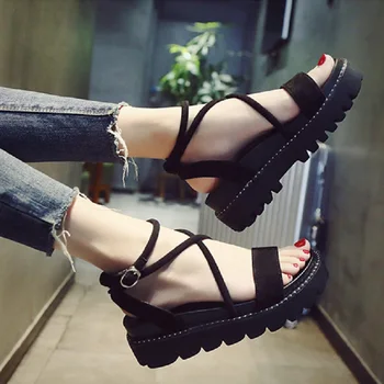 

Sandals female summer 2019 new fashion wild student ladies platform shoes thick bottom word buckle cool shoes