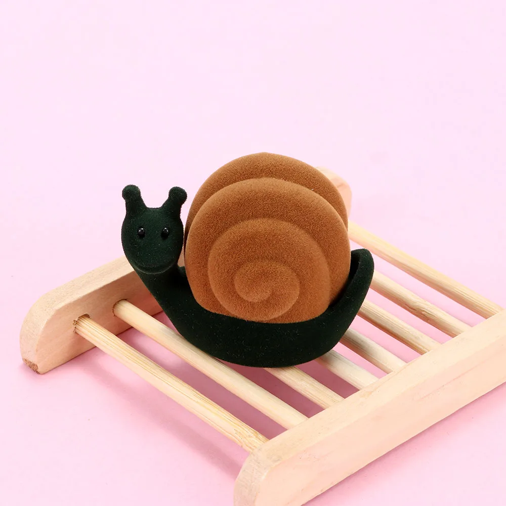 

Exquisite Gift Cartoon Animal Snail Shape Velvet Flocking Jewelry Box Storage Packaging Storage Container Ring Box Gift Box
