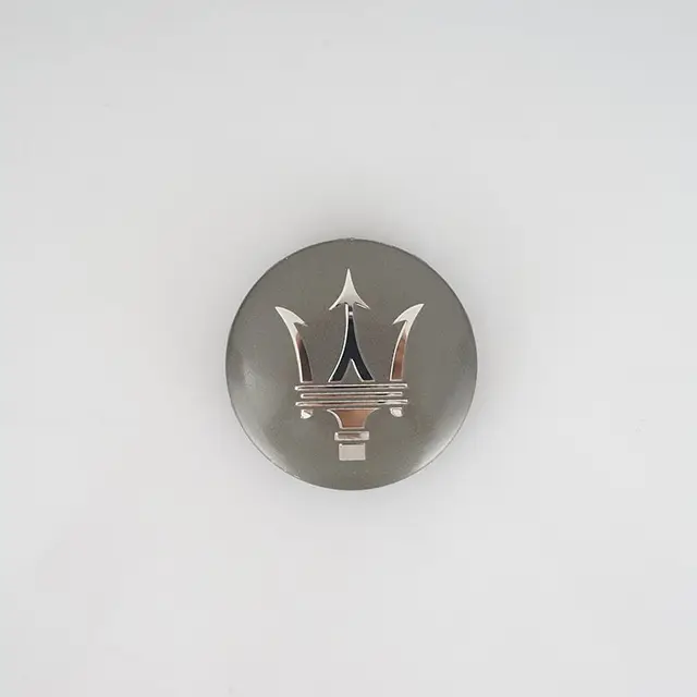 60mm Car Wheel Center Caps for Maserati Granturismo Levante Ghibli Grancabrio Quattroporte GTS GT Q4 Coupe Hub Cover Decoration Grey
