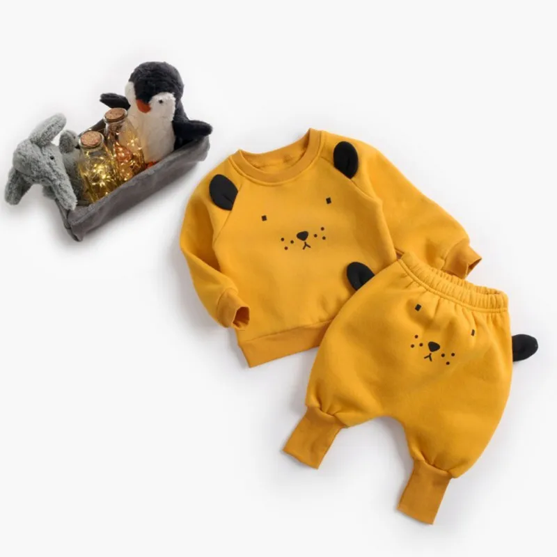 Комплект для малышей; сезон осень-зима; Милая одежда для маленьких мальчиков с героями мультфильмов; пуловер; свитер; топ+ штаны; комплект одежды для маленьких девочек; костюм