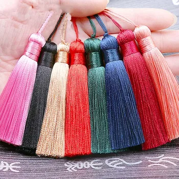 

10pcs/lot 8cm Short Tassel Polyester Silk Tassels Bookmark Key Chain For DIY Sewing Handmade Crafts Pendant Jewelry Accessory