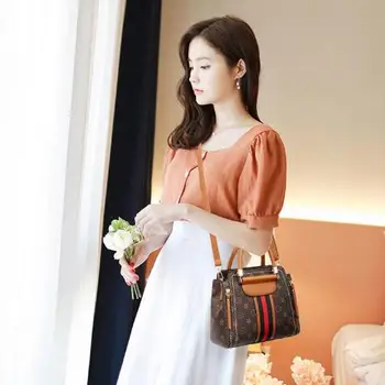 

2019 New Oblique Handheld Single Shoulder Fashion BagAAA210