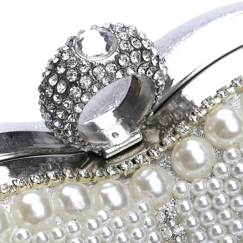 Sexy Lady Heart Tassel Rhinestones Women Evening Bags Pearl Handle Finger Ring Diamonds Small Clutches Party Nightclub Purse