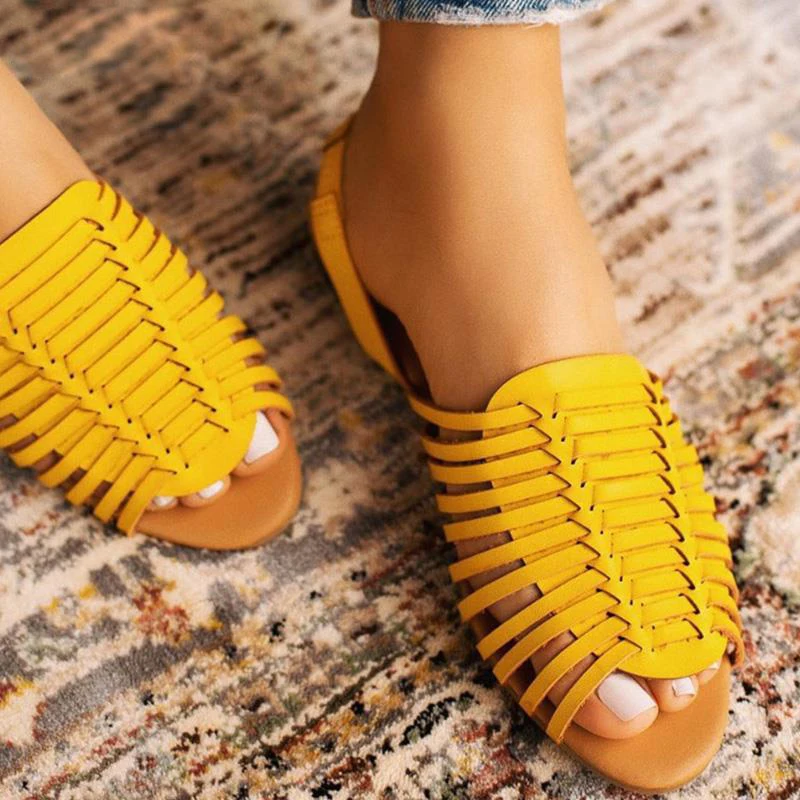 

Woman PU Leather Sandals Peep Toe Flat Female Sandalias Ladies Slip On Elastic Band Retro Comfort Summer Shoes Plus Size XWZ6047