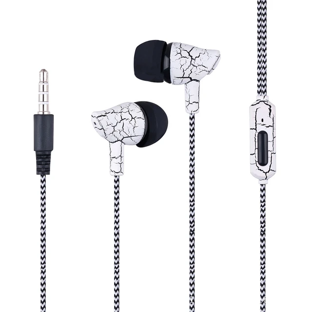 Écouteurs USB-C In-Ear Mega Bass avec microphone (Noir)