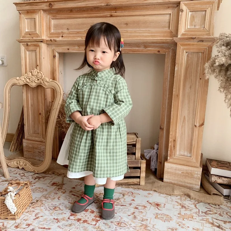 Осенний дизайн Cheongsam; платья в клетку для маленьких девочек; хлопковый Халат на пуговицах ручной работы; детская одежда; праздничные платья для малышей