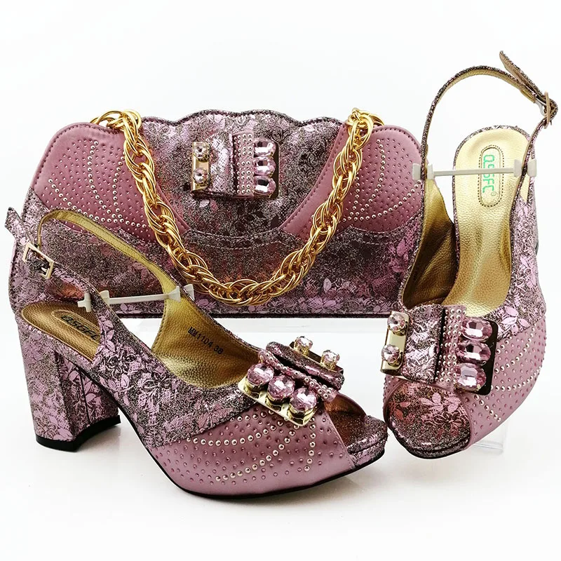 MM1104 PINK