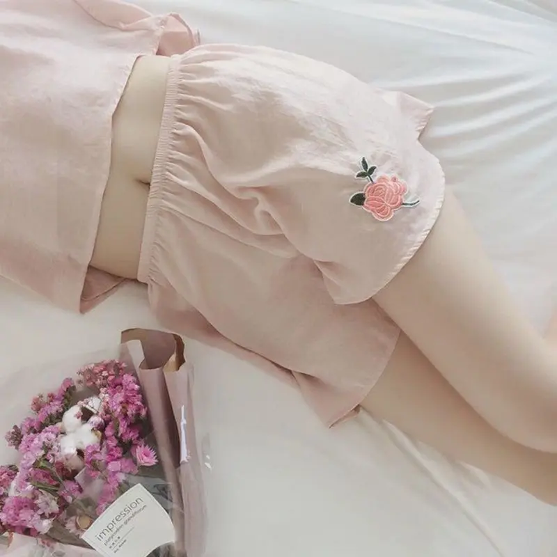 Женская сексуальная пижама набор для женщин Роза вышивка пижамы летняя жгут Пижама с v-образным вырезом женский топ + шорты Rk