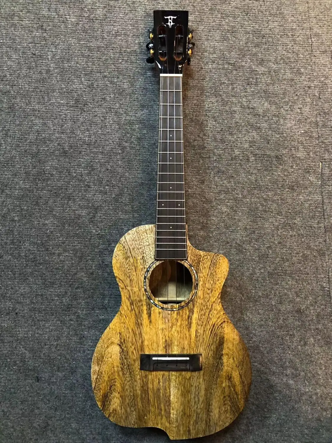 23 дюймов/26 дюймов манго деревянная Гавайская гитара полный одиночный