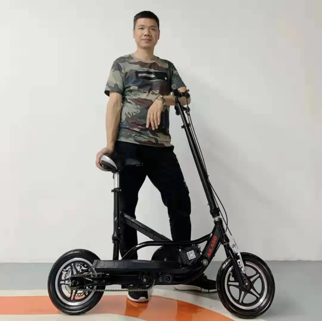 Trottinette domestique avec siège, stepper de fitness et scooter à cadre en  alliage d'aluminium, pédale de roue de 12 pouces, possède un scooter -  AliExpress