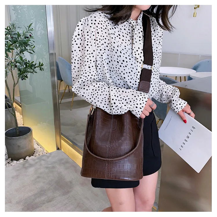 Krokodilmuster Pu Leder Beuteltasche Damen Schultertasche Handtasche_voghion.com