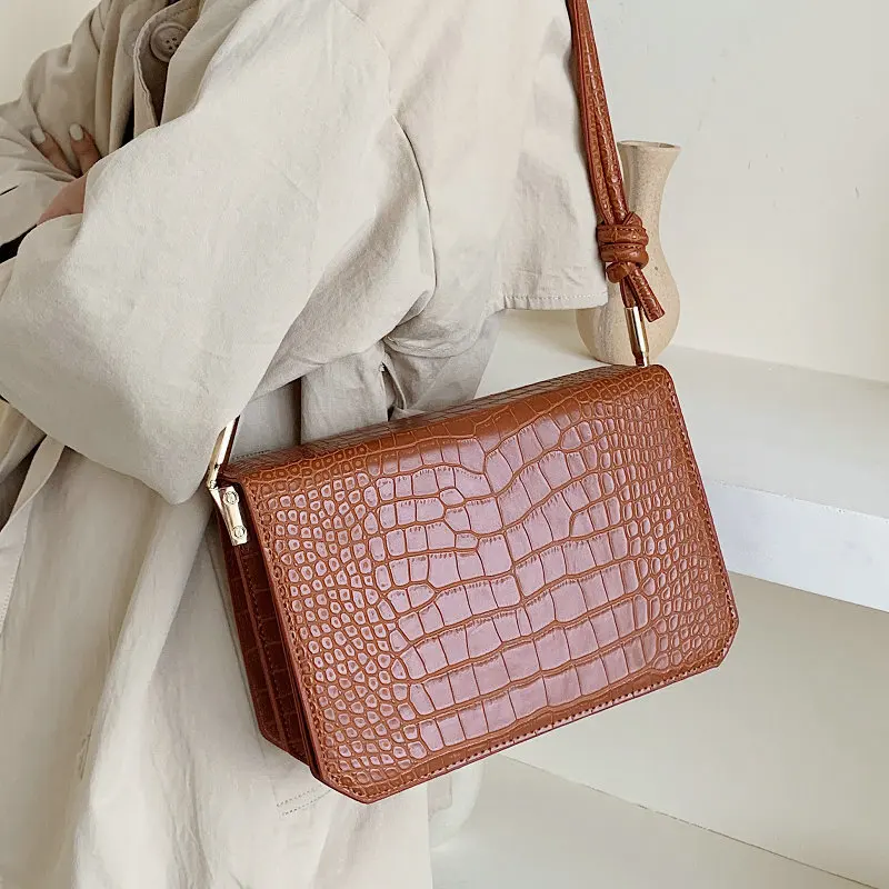 

Girls Small Bag 2019 New Korean Fashion Portable Stone Pattern Small Square Bag Casual Retro Shoulder Diagonal Baguette bag