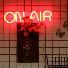 На воздухе, Светодиодный светлая неоновая вывеска, бар, клуб, Настенный декор, светодиодный светильник, визуальное произведение искусства, вечерние украшения, неоновая лампа, домашнее декоративное ночное освещение