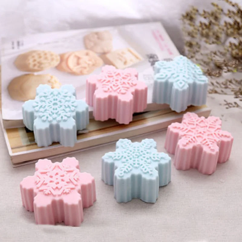 

6-Snowflake Chocolate Molds Soap Silicone Ice Tray Cake Christmas Mould Pink New