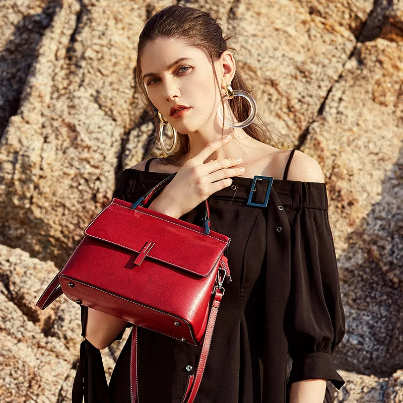 

Fashion leather with slant span small bag, temperament single shoulder lady small bag