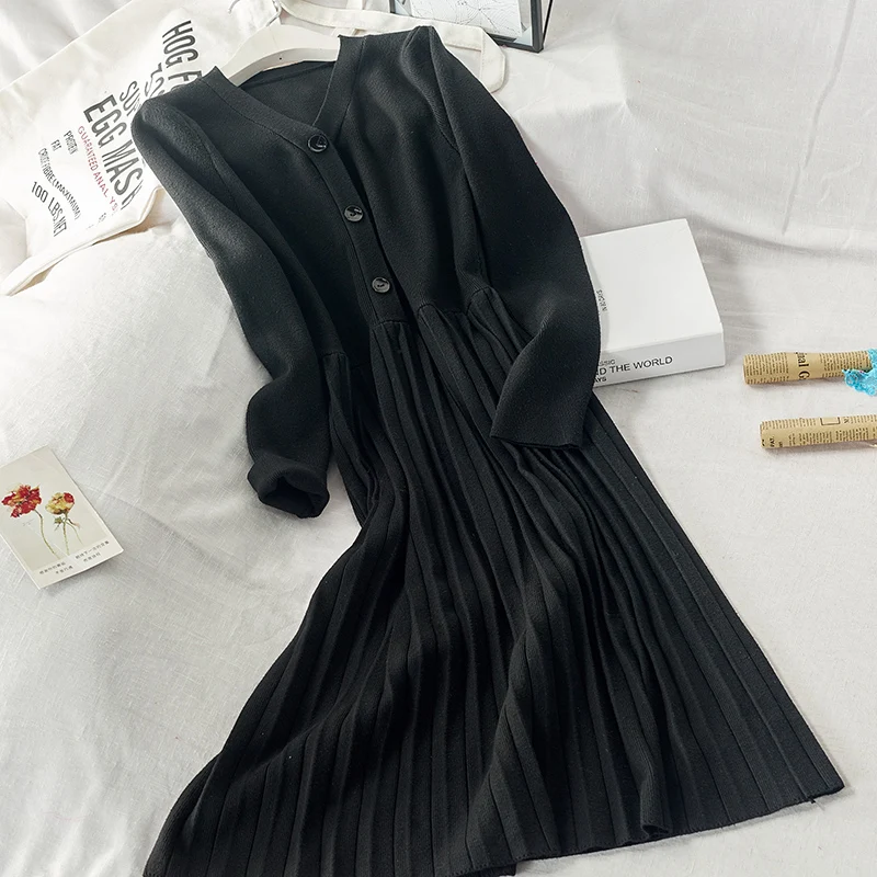 

Autumn Pleated Sexy V-neck Dress Autumn Winter Dress Women Vintage Long Sleeve Party Dress Casual Vestidos Woman Clothing