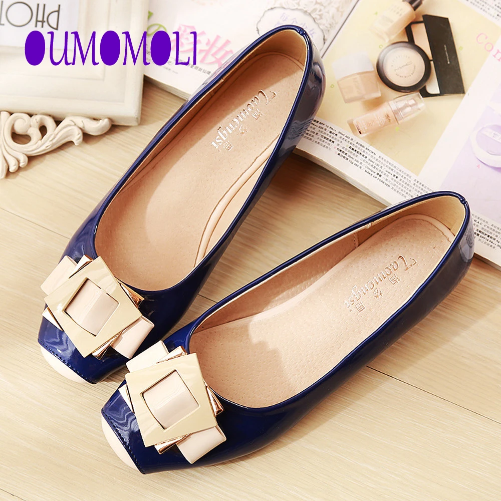square toe flats womens