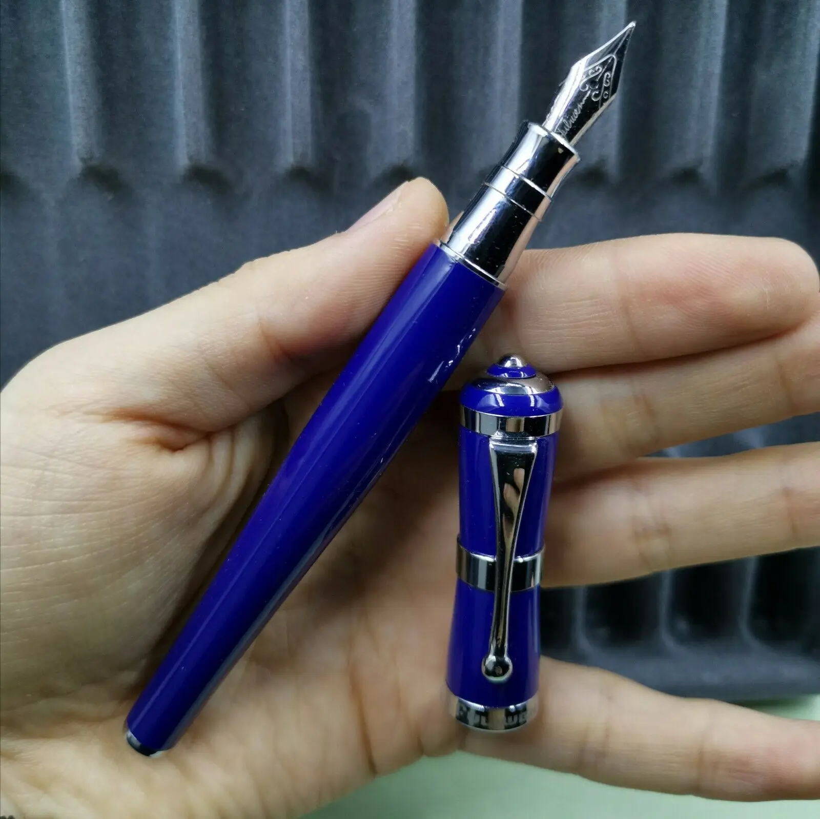 

Luxury Fuliwen 2051 Blue Metal Fountain Pen Ink Pen Fresh Fastion Style M Nib Converter Pen stationery office supplies