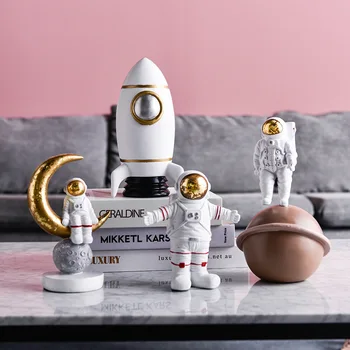 

Astronaut Modern Home Decoration Children's Bedroom Accessories for Living Room for Bedroom Ornaments Cute Bear Desk Statue Gift