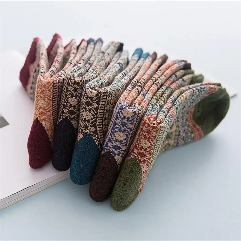 2019 Men's Women Cotton Socks New styles 5 Pairs / LotKnitted Multi Color Men Socks Breathable Autumn Winter for Male US size